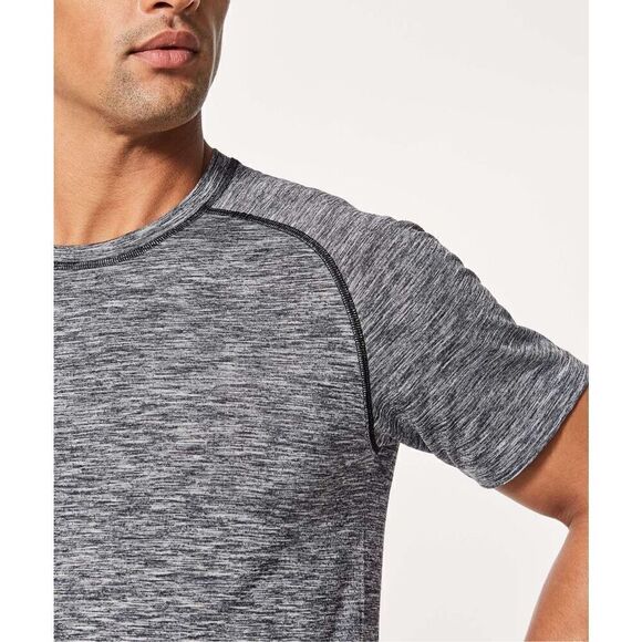 Lululemon Men’s Metal Vent Tech Surge Short Sleeve - XL - Picture 3 of 7